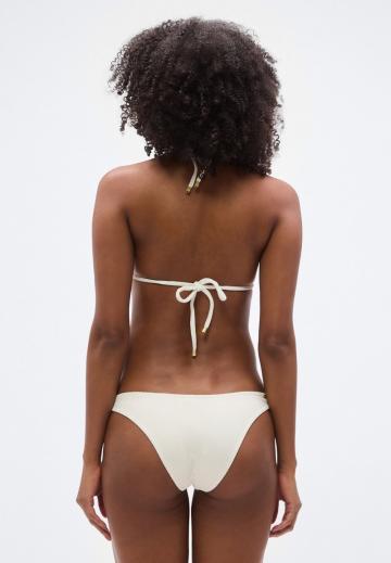 Треугольное бикини