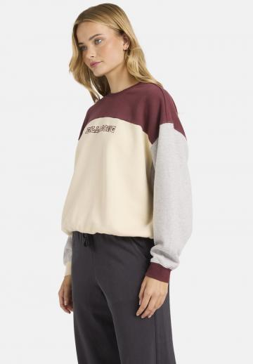 Спортивная толстовка