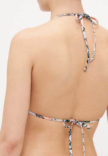 Треугольное бикини