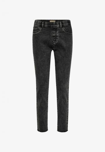 Узкие джинсы