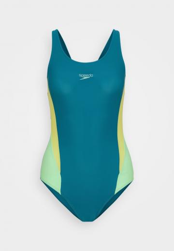 Слитный купальник