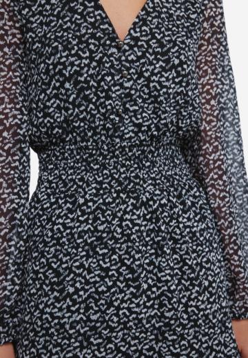 Короткое платье