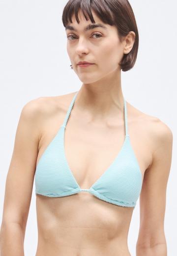 Треугольное бикини