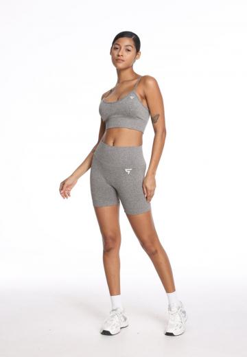 Спортивный топ