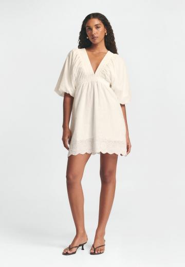 Короткое платье