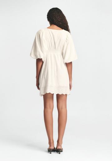 Короткое платье