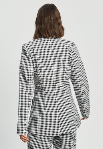 Короткое пальто