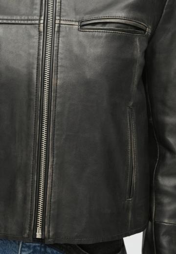 Короткая куртка