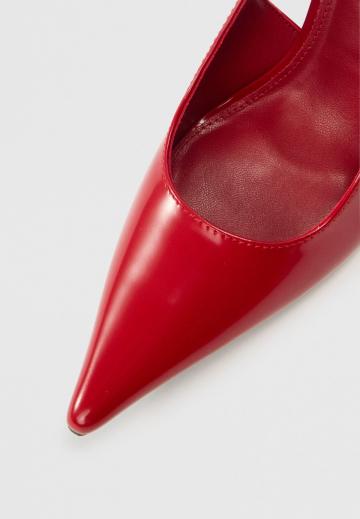 Туфли на высоком каблуке