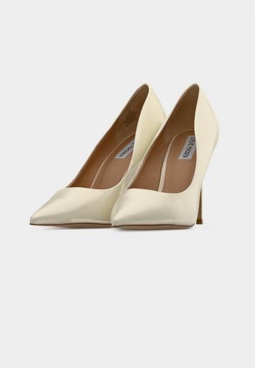 Туфли на высоком каблуке