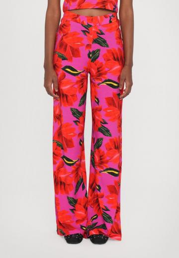 Прямые брюки