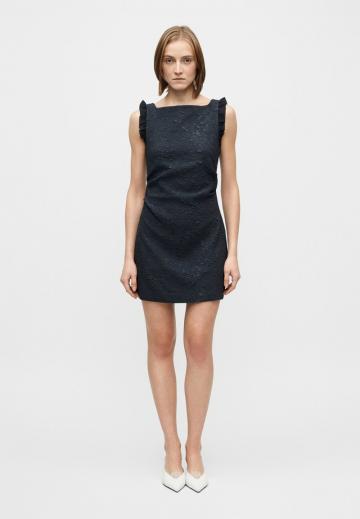 Короткое платье