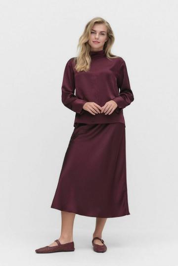 Атласная блузка