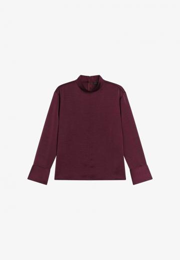 Атласная блузка