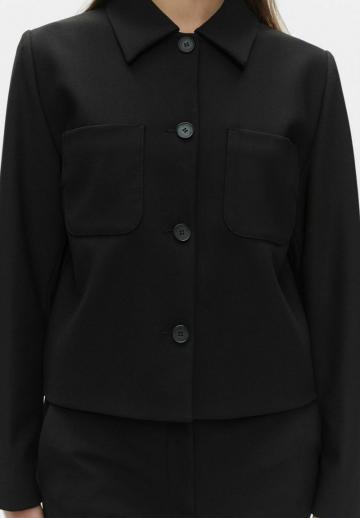Блейзер с накладными карманами