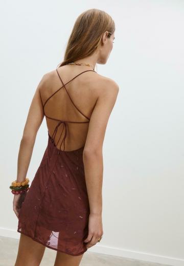 Короткое платье