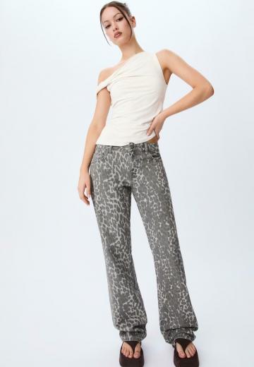 Свободные джинсы