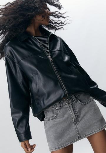 Юбка с накладными карманами