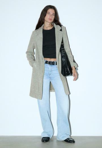 Короткое пальто