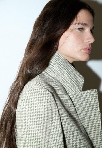 Короткое пальто