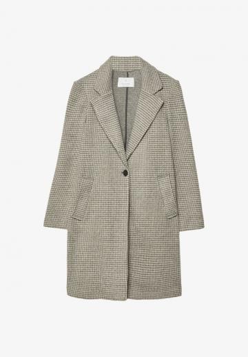 Короткое пальто