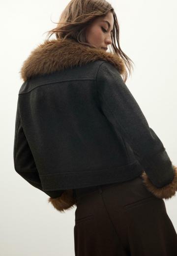 Короткая куртка