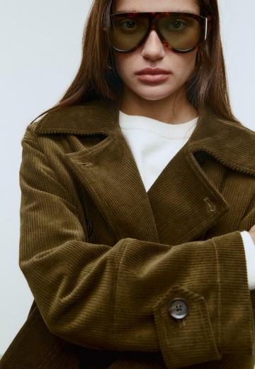 Короткое пальто