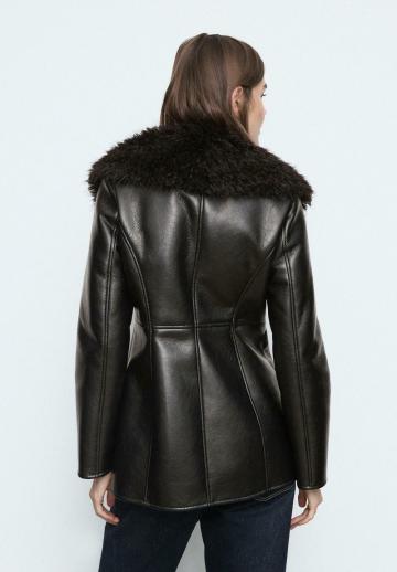 Короткое пальто