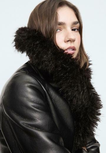 Короткое пальто