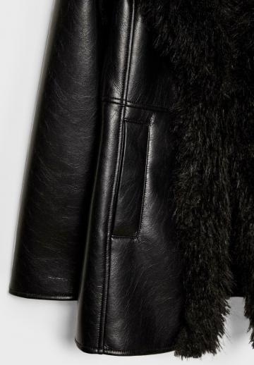 Короткое пальто