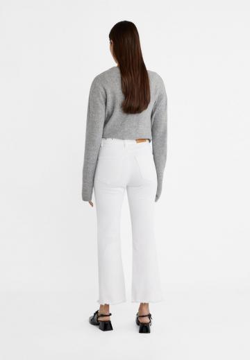 Короткие джинсы