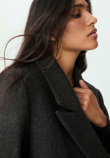 Шерстяное пальто