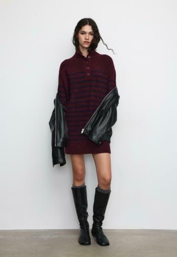 Вязаное платье