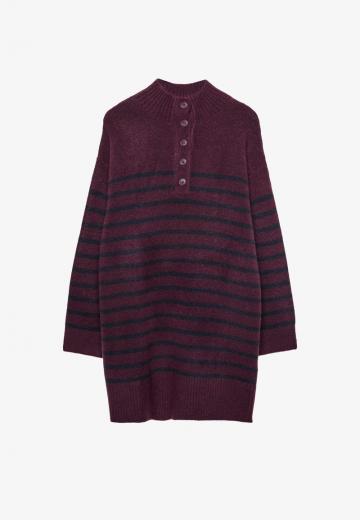 Вязаное платье