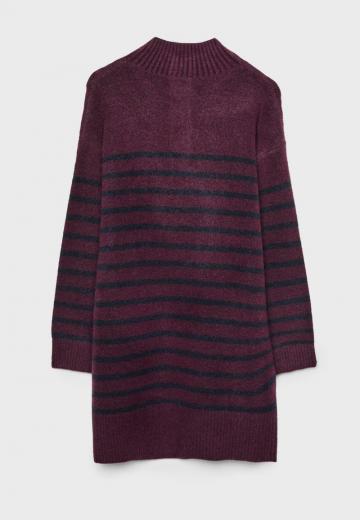 Вязаное платье