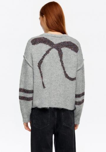 Жаккардовая вязаная кофта