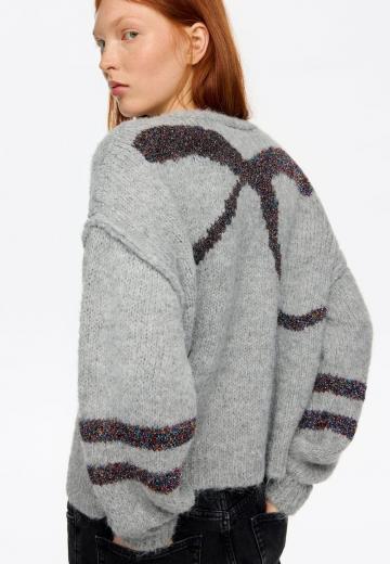 Жаккардовая вязаная кофта