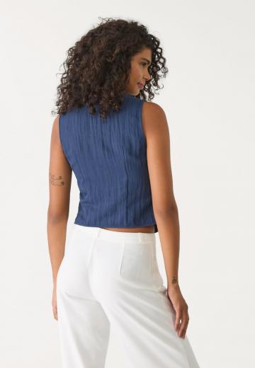 Джинсовая жилетка