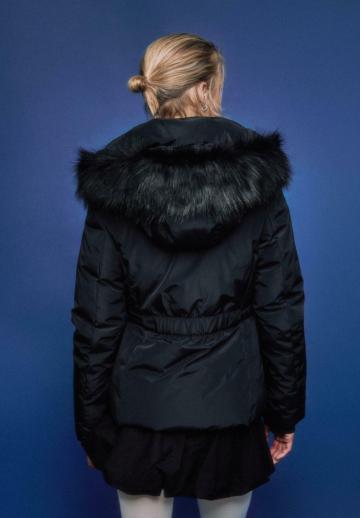 Зимняя куртка