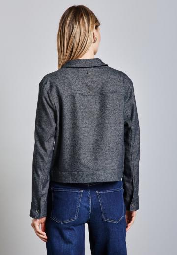 Блейзер с накладными карманами