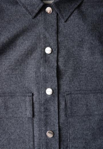 Блейзер с накладными карманами