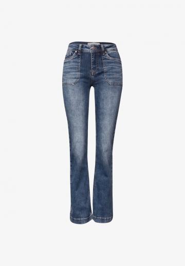 Клешеные брюки