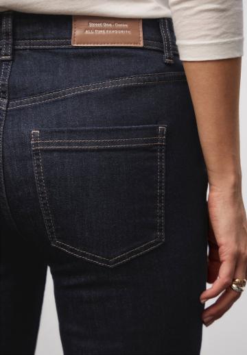 Клешеные брюки