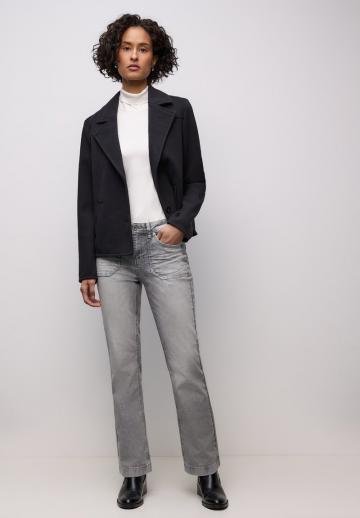 Клешеные брюки