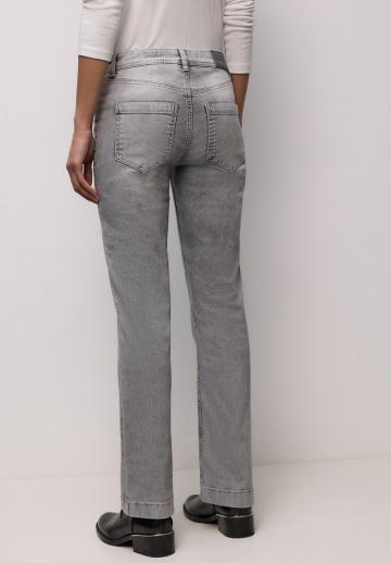 Клешеные брюки