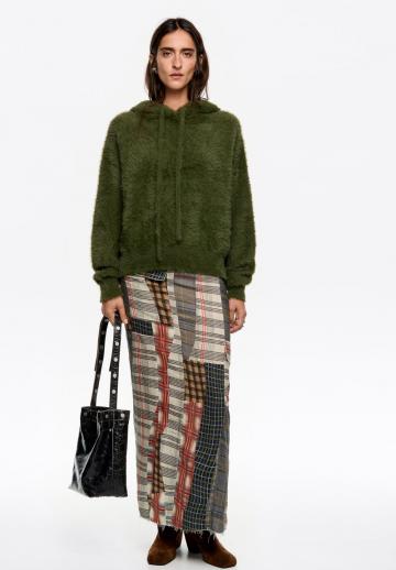 Пуловер с капюшоном