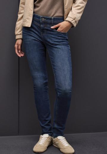 Джинсы