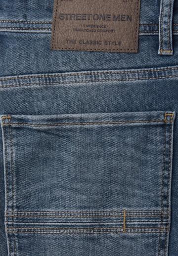 Узкие джинсы