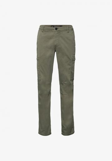 Брюки с накладными карманами