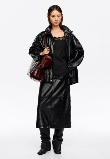 Топ на бретельках